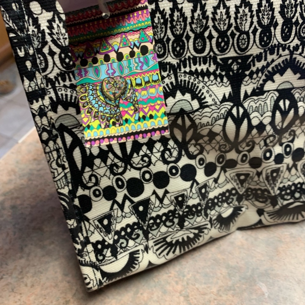 New Sakroots Lunchbox - Picture 3 of 6